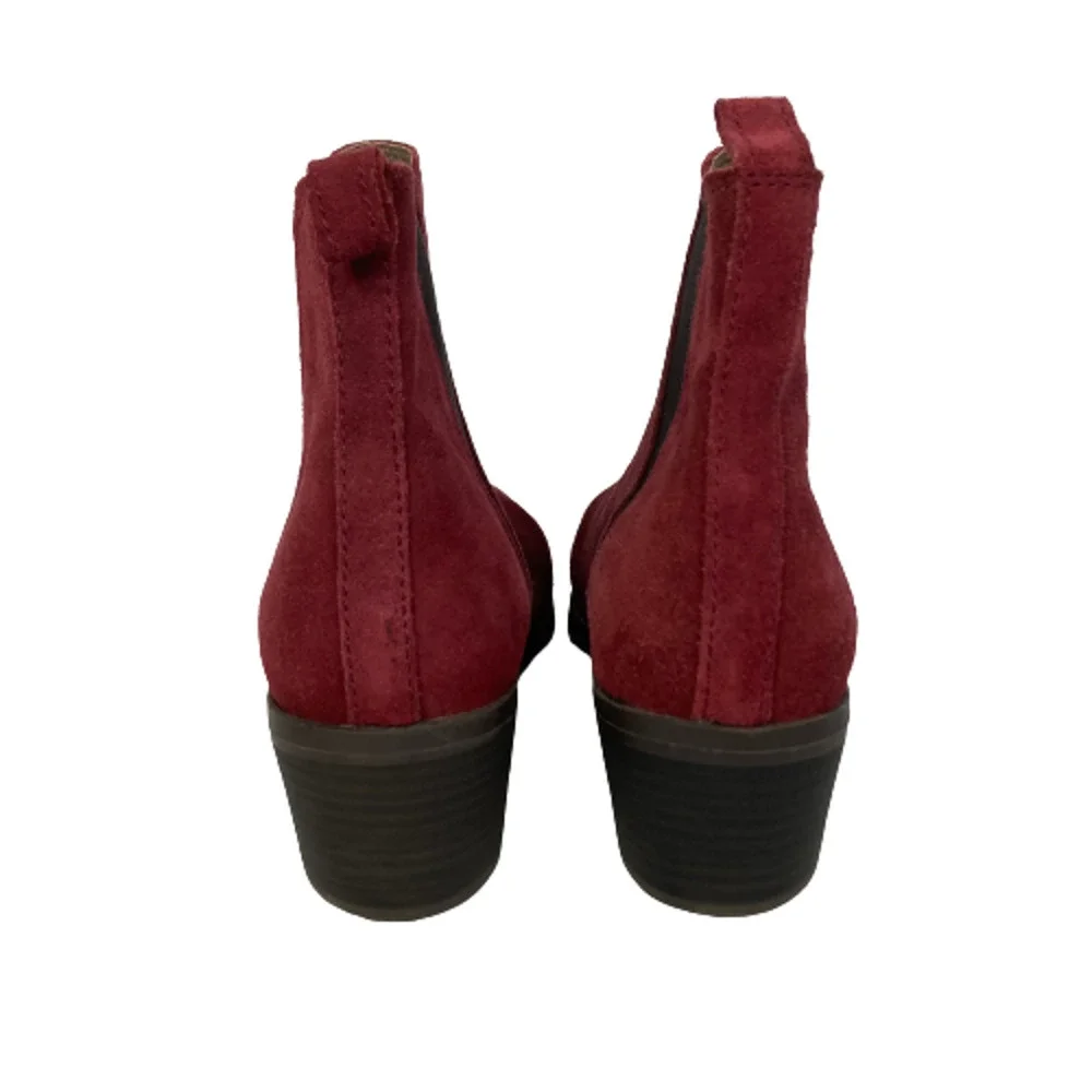 White‎ Mountain Hammond Boots Womens Sz 8.5 Red Suede Pointed Toe Chelsea